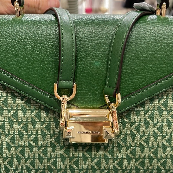 MICHAEL KORS
Whitney Medium Flap TH Satchel
Fern Green 
NWT - Picture 16 of 16